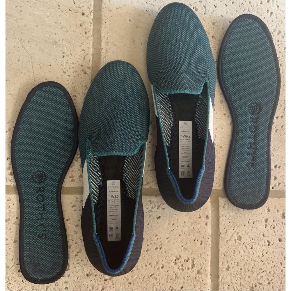 Rothy's Spruce Prep Loafer Women's Size 6.5 
Green, Navy, and White - Picture 13 of 13